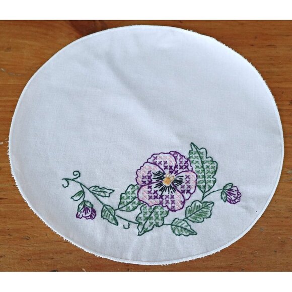 2 Vintage Doily Doilies Hand Embroidered Purple Flower Table Topper Cotton - Picture 2 of 4